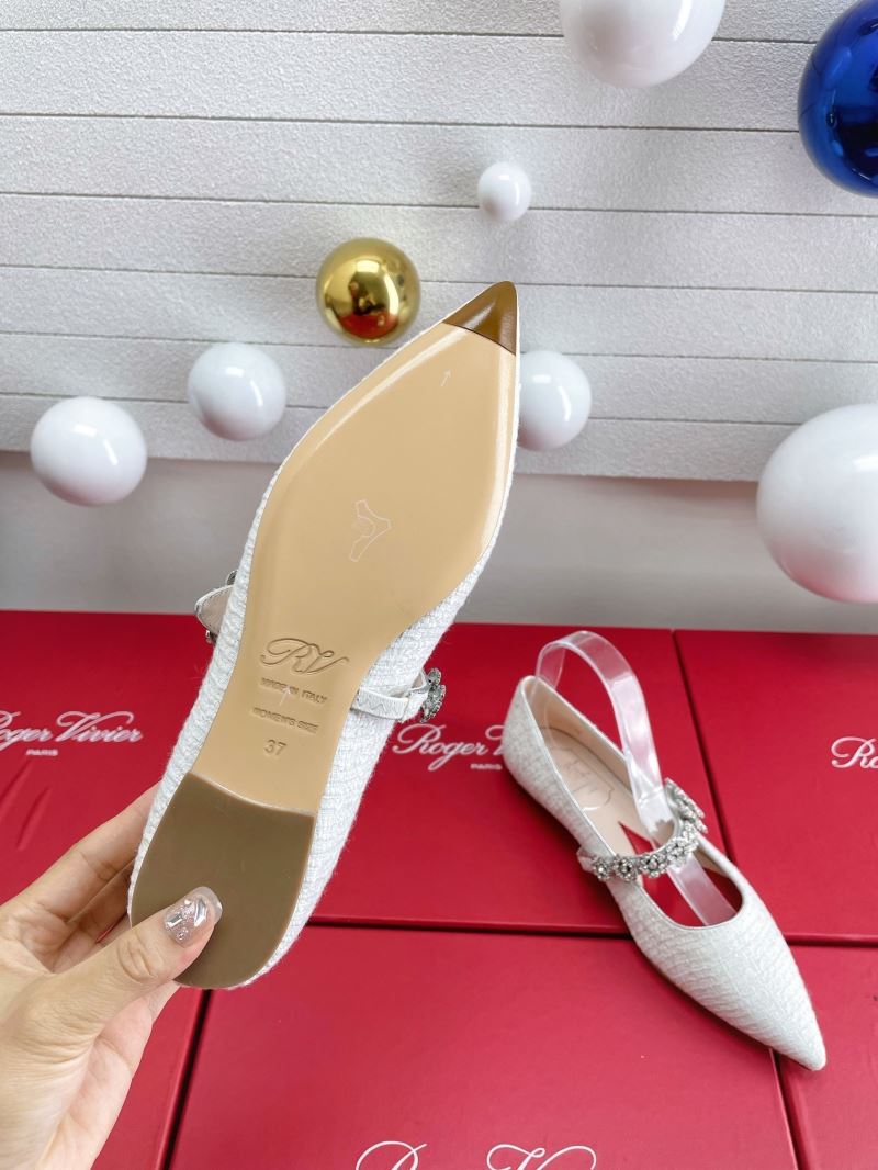 Roger Vivier flat shoes